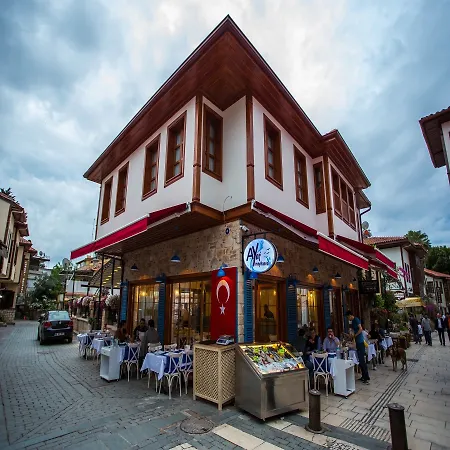 Hotel Kervan Antália