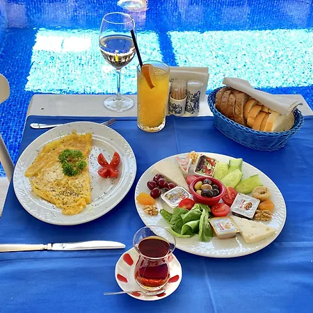 فندق Kervan